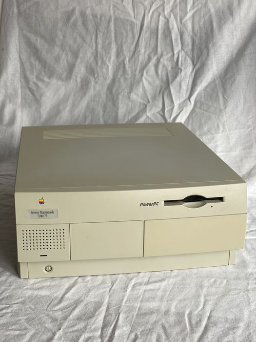 Apple Power Macintosh 7200/75 (Макинтош модель М3979) винтаж