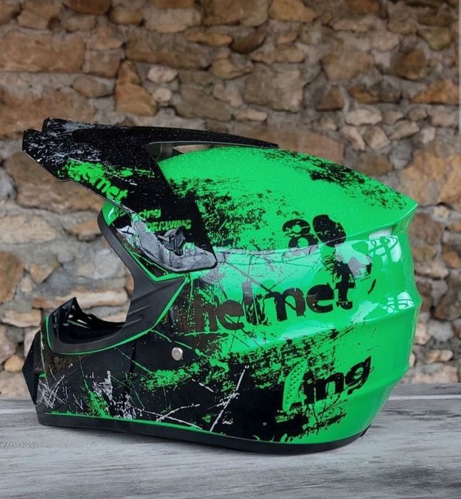 Кросовий шолом з окулярами