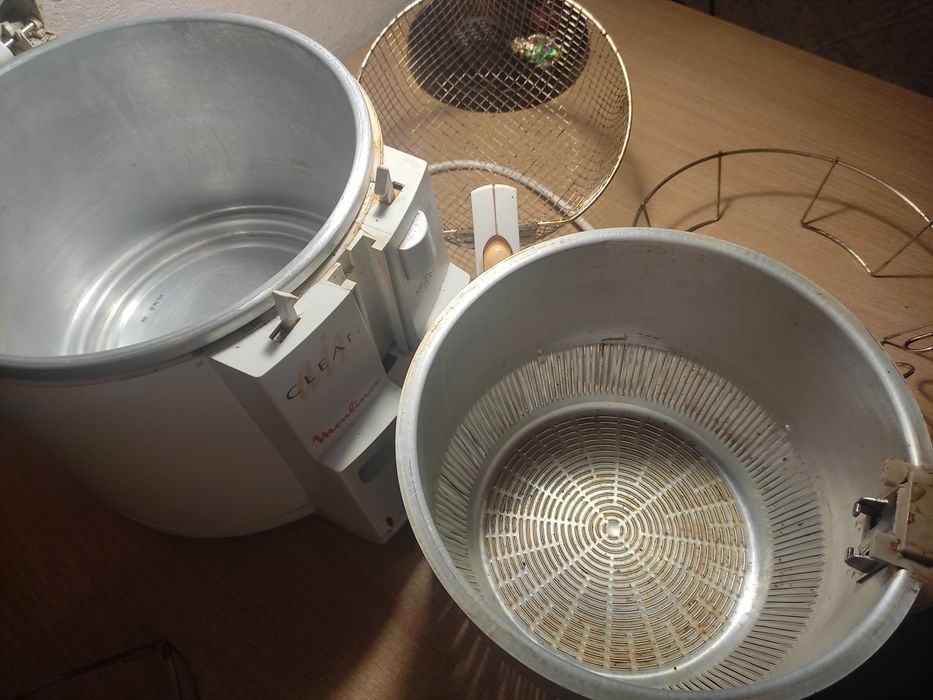 Фритюрниця Moulinex на 2 л.