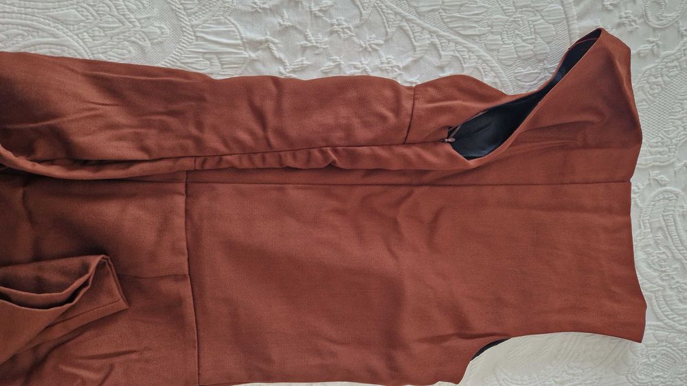 Macacão cor de tijolo, Zara, tamanho S