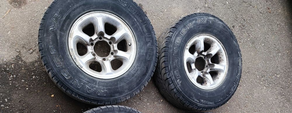 Два диска дві шини 6 х 139,7 R 15 ГУМА Dunlop 265 70 НА ДЖИП ЗАПАСКА