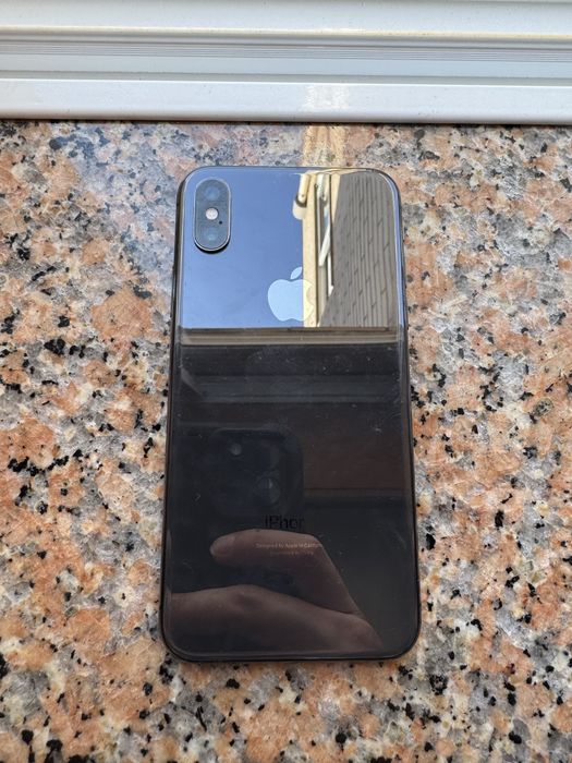 Iphone XR 64 GB - Avariado / Não liga