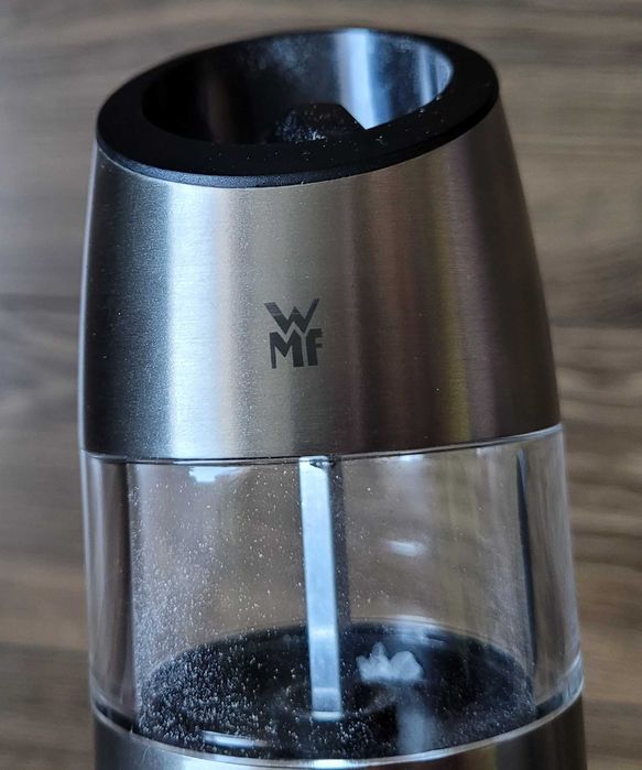 młynek elektryczny WMF Inverta DeLuxe grawitacyjny automat do przypraw