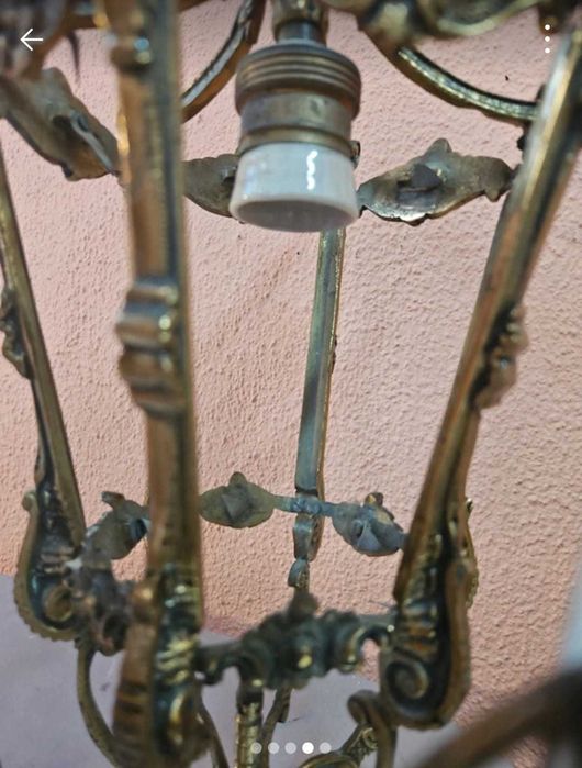 Venho dois lindos candeeiros.