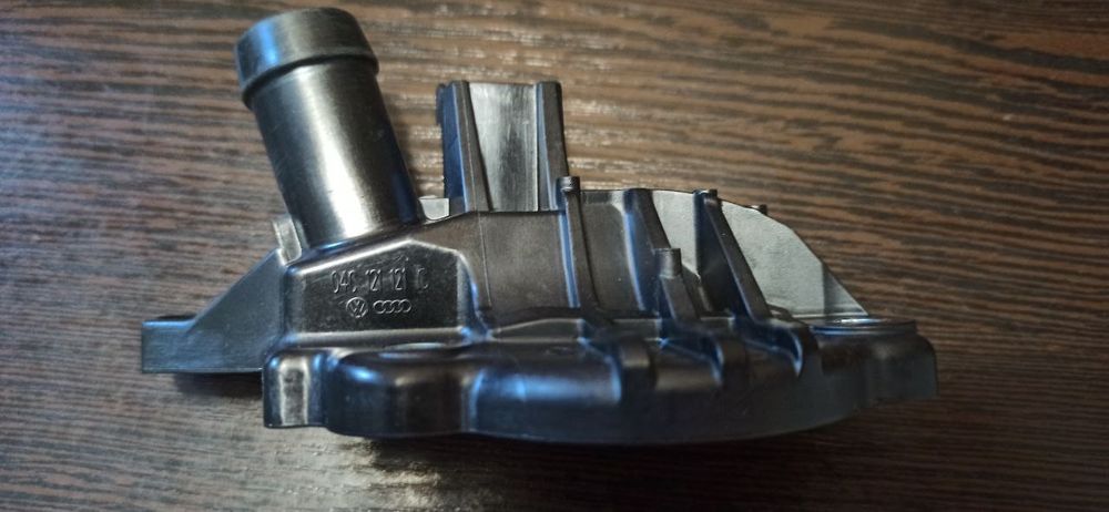 Крышка корпуса термостата Skoda