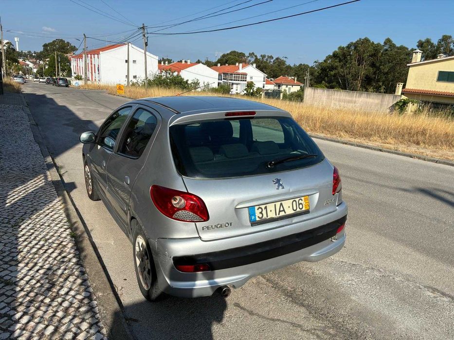 Peugeot 206+ — fotografia 3
