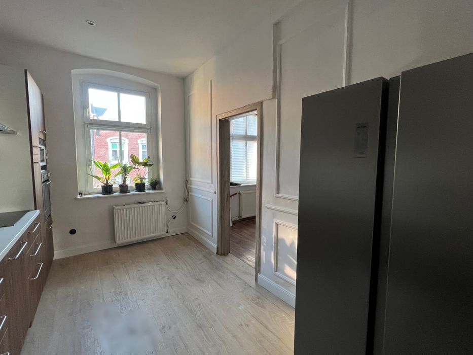 Duży pokój 20 m2 Chorzów, blisko Katowic, bogate wyposażenie