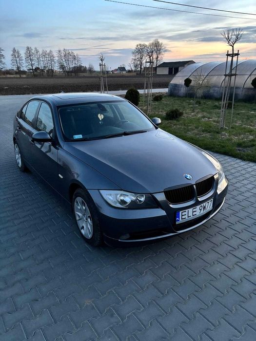 BMW E90 2.0 Bęzyna