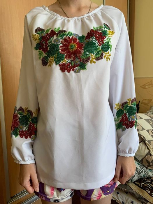 Вишиванка з бісеру