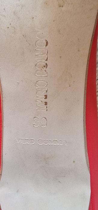 Szpilki koralowe, włoskie Mario Bolucci rozm. 39