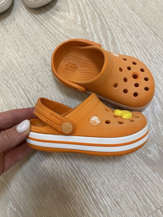 Босоніжки сандалі крокси шльопанці кросівки кеди коралки Crocs Nike кроксы босоножки 22 р