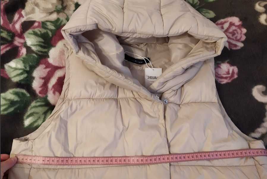 Жилетка жіноча з капюшоном р. 48-52