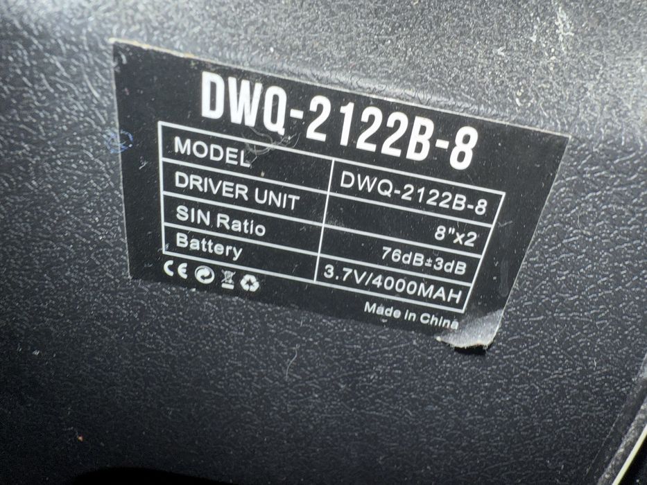 Продам музыкальную портативную колонку Bluetooth