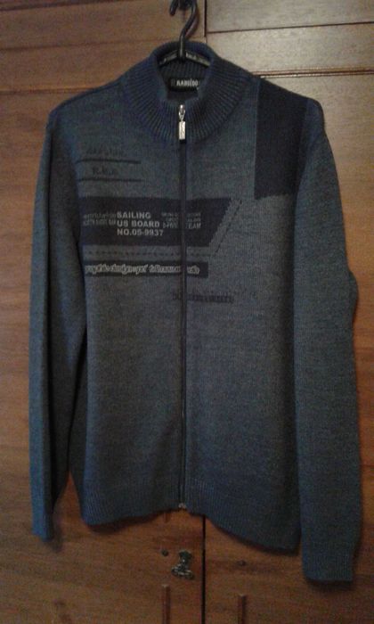 Обмен вязаний  светр , на зимнюю мужскую обувь