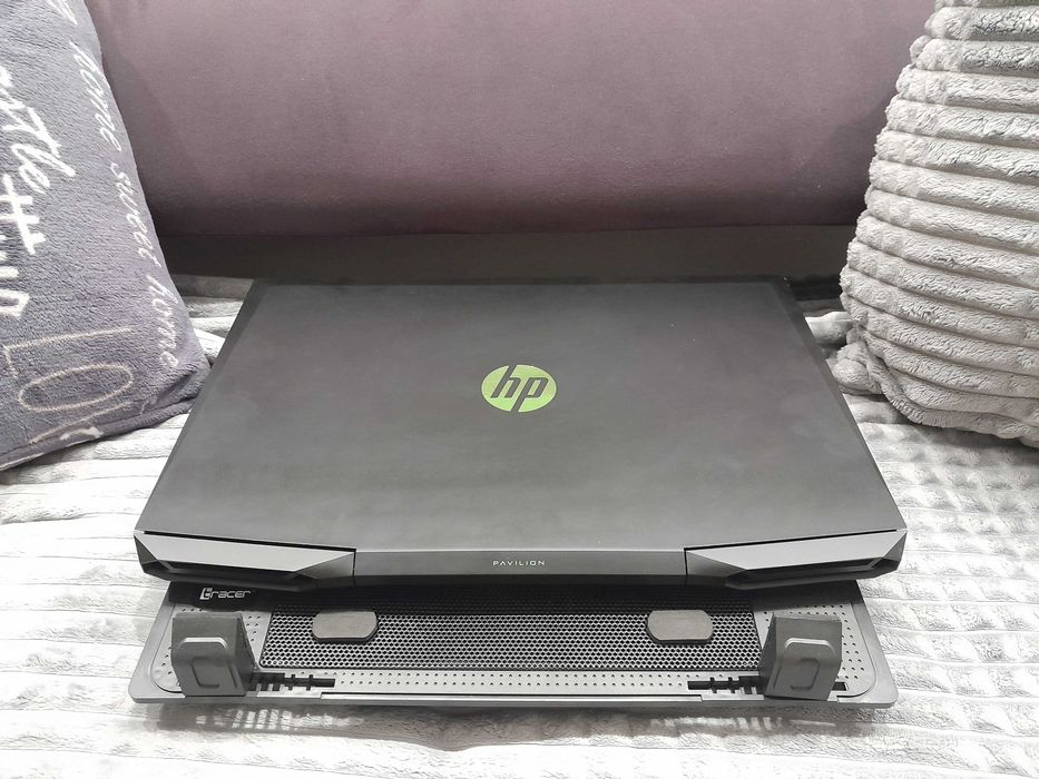 HP 17 cali / Geforce GTX 1650 / Core i5 9300H / 512SSD / Gamingowy
