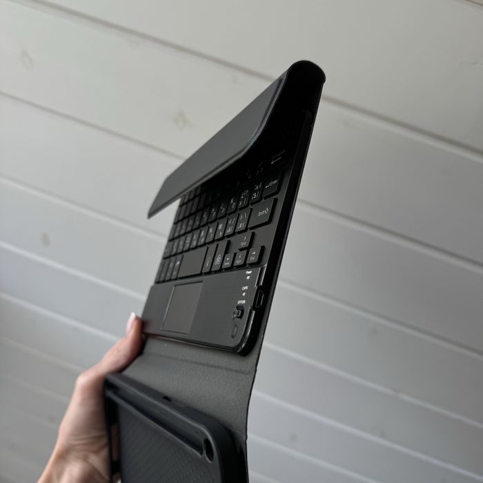 Чохол-клавіатура Smart Cover