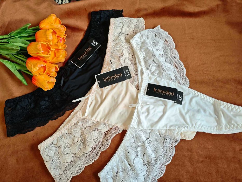 Majtki, Stringi z koronką Intimidao XXL 3 szt czarny, beż, ecru