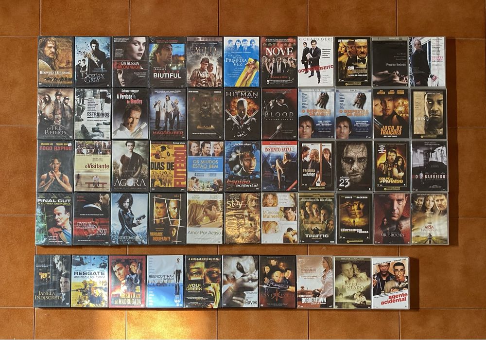 Lote de Filmes em DVD (54 unidades)