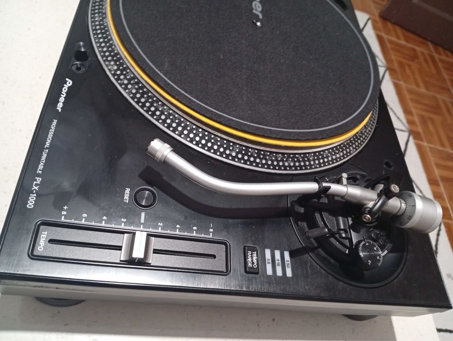 Pioneer Turntable Plx 1000