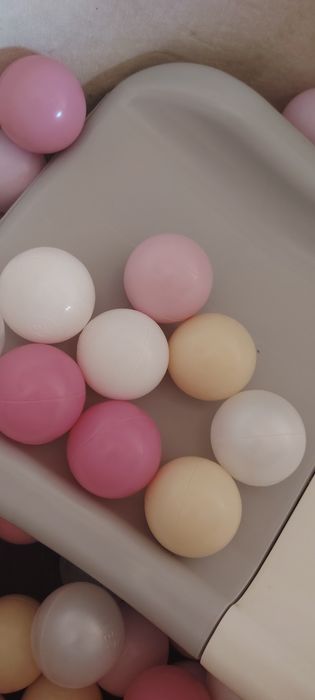 Basen z kulkami, prezent, dzieci