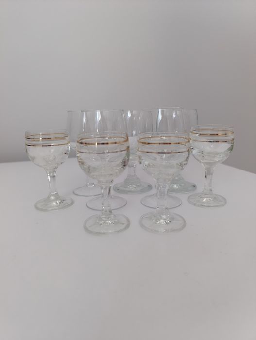 Kieliszki na nóżkach retro vintage