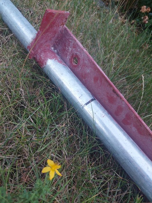 Maszt do anteny satelitarnej