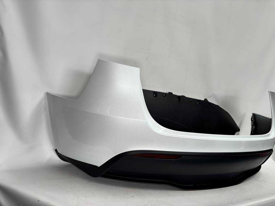Бампер задний комплектный без парктроников Tesla Model Y 2023 PPSW