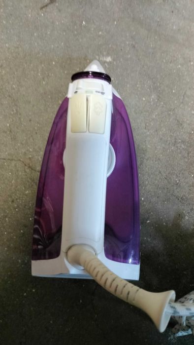 Ferro a vapor rowenta