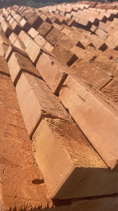 Цегла повнотіла М100