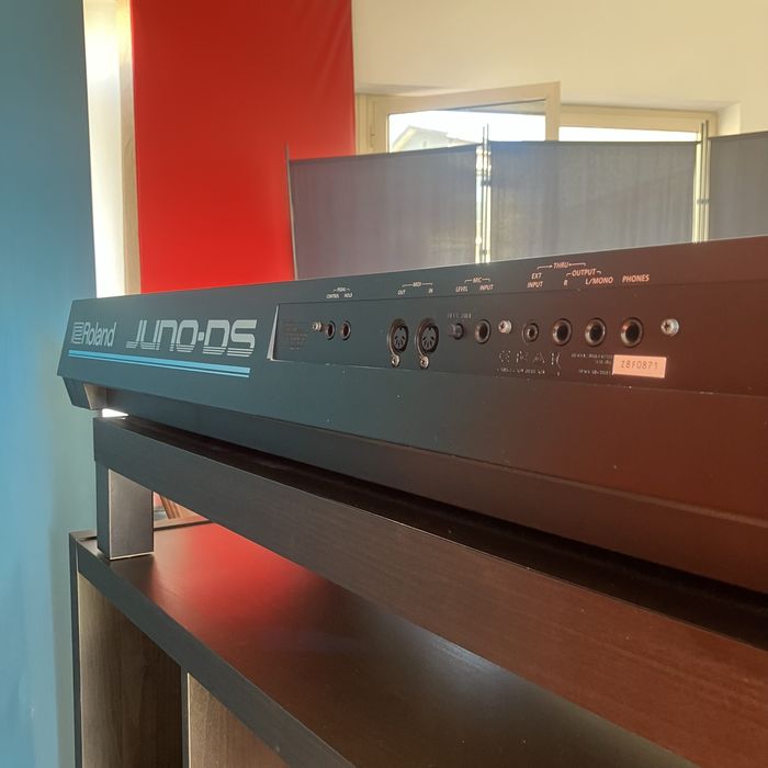 Roland Juno DS88 Piano Sintetizador