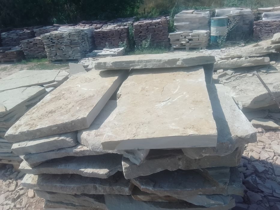 Продам натуральний камінь .