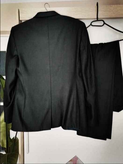 Elegancki garnitur męski slim 50/182 ML