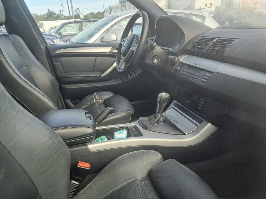 SUV BMW X5 (E53)