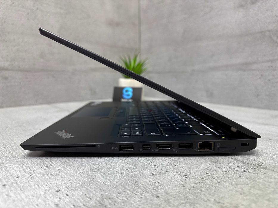 Стильний ноутбук Lenovo T460s/i5-6300u/8gb ddr4/256gb ssd