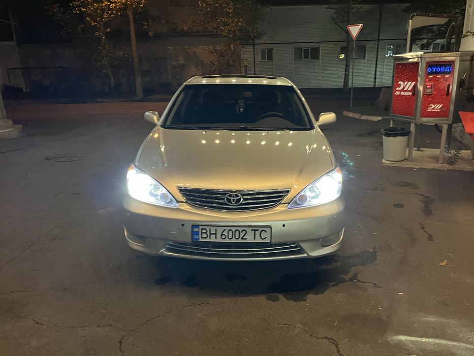 Продам Toyota Camry