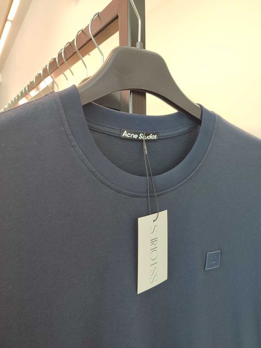 Футболка Acne Studios T-Shirt With Ellison Face Patch Navy