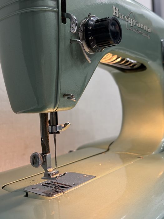 Husqvarna швейная машинка  Automatic Viking CL21A - Швеция