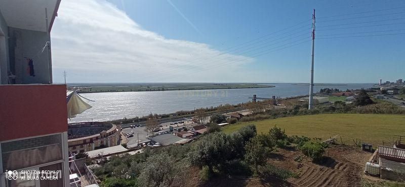 Apartamento T2  - Para Remodelação