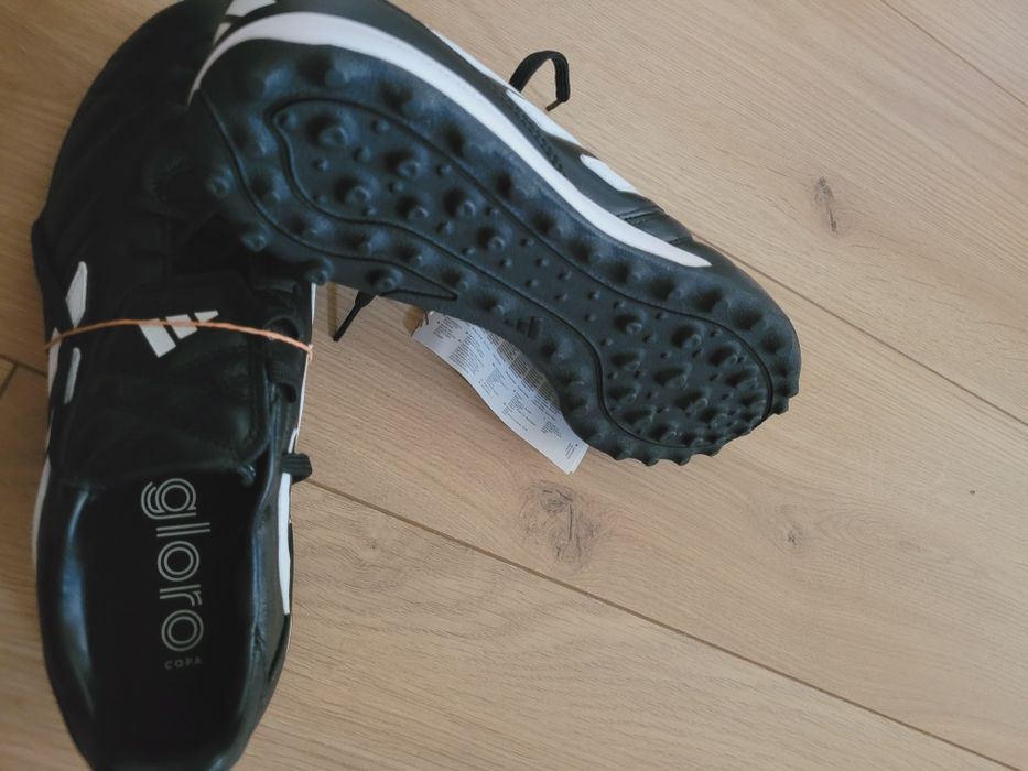 Adidas  copa  44 EU/ Fr
