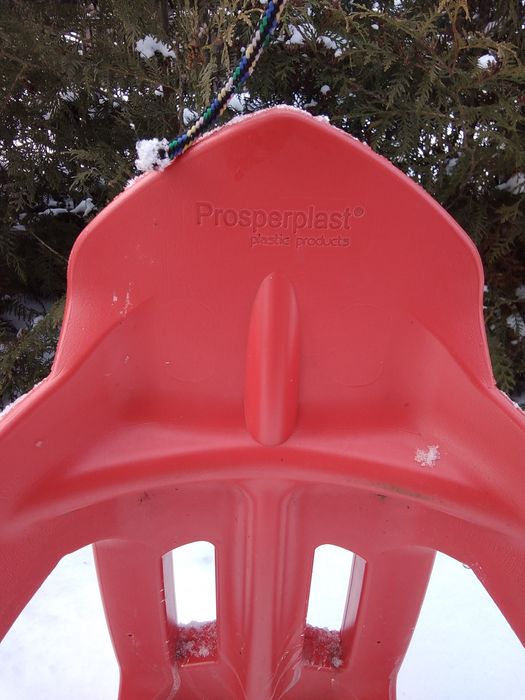 Sanki  Arrow  , Prosperplast . Plastikowe - Tworzywo sztuczne