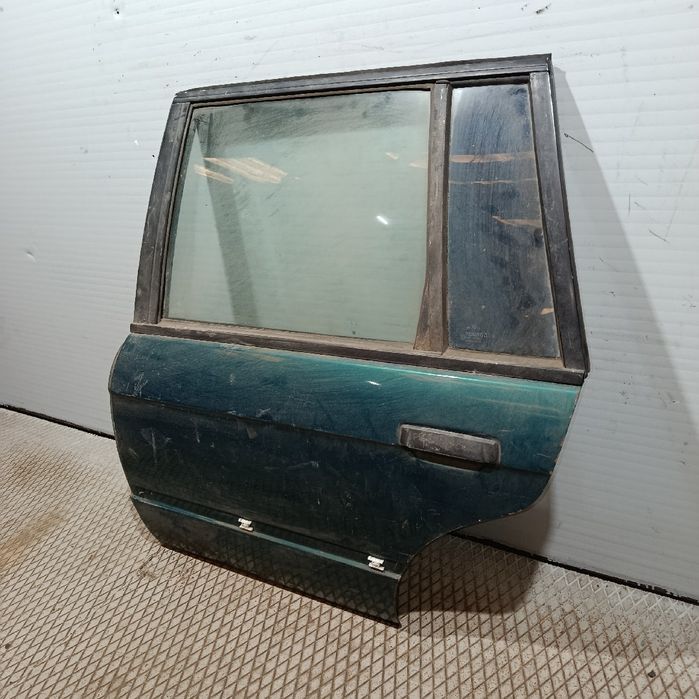 Porta trás esquerda BMW 3 Touring (E30)