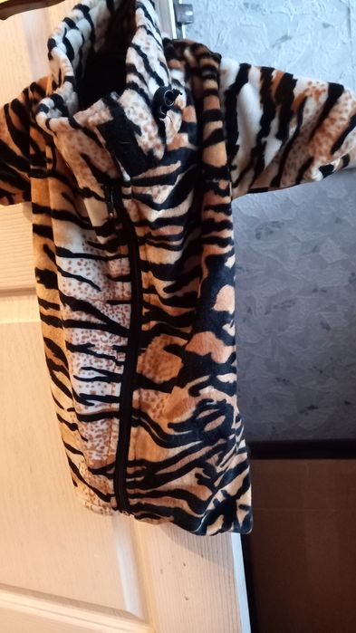 Комбенизон велюровый для средних пород собачек