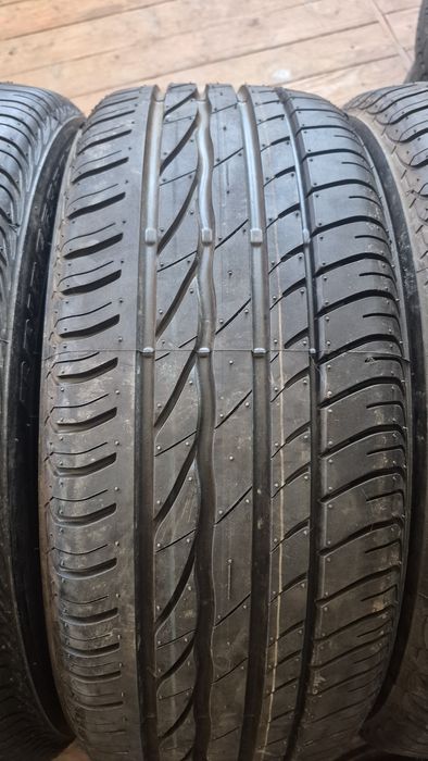 Гума,резина 215/55/17 літня