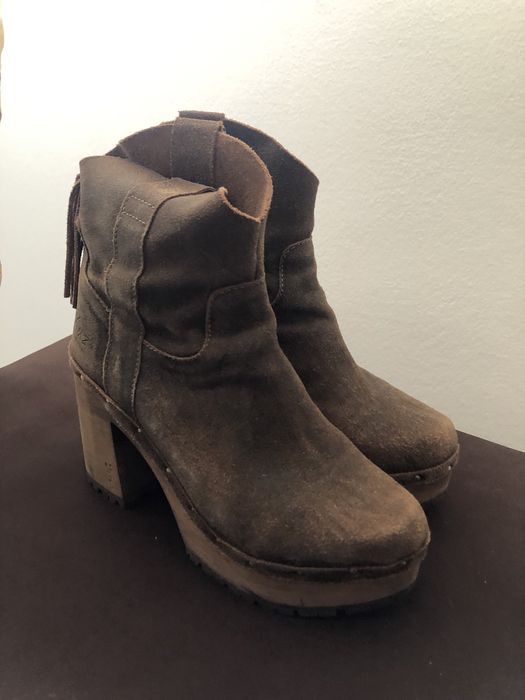 Botins XUZ loja Gardénia como novas