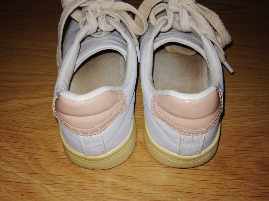 Ténis Brancos: Tam 37