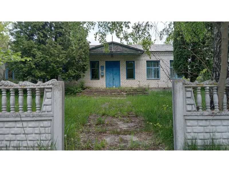 ПРОДАЖ - Нежитлова будівля, площею основи 427,9 кв.м. с. Олбин