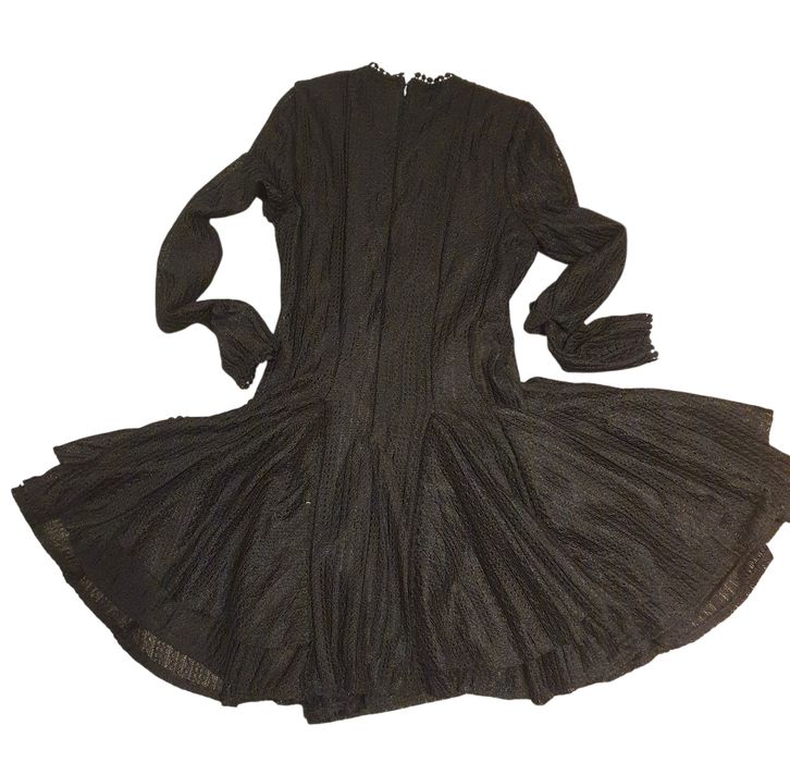 Sukienka koronkowa Alaia