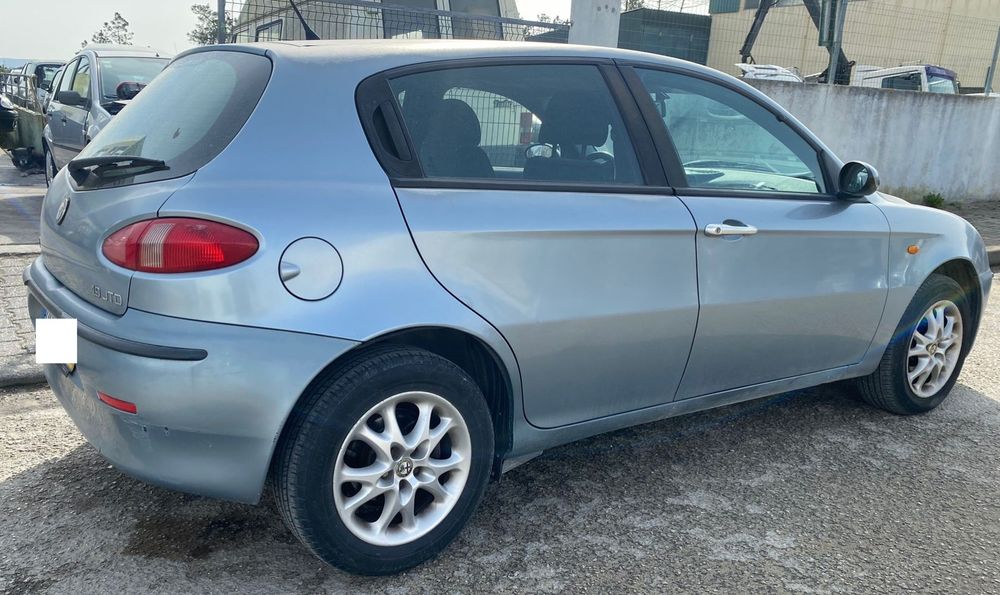 ALFA ROMEO 147 1.9 JTD DE 2002 DISPONÍVEL PARA PEÇAS BOTOES VIDROS
