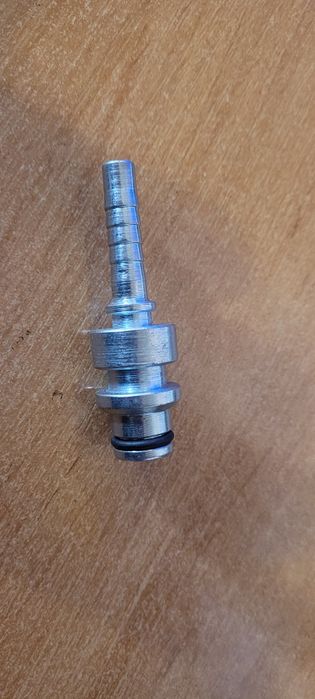 Фитинг под шланг