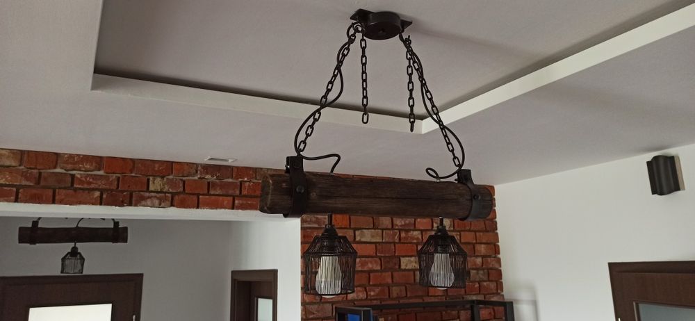 Lampa / żyrandol LOFT, wykonane z drewnianej belki